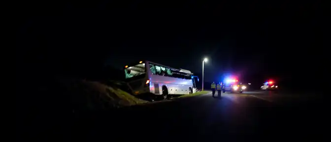 Ночной кошмар на трассе: в Татарстане расследуют аварию с опрокинувшимся междугородним автобусом